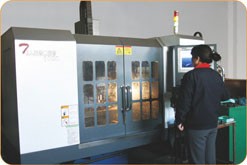 機(jī)加車(chē)間